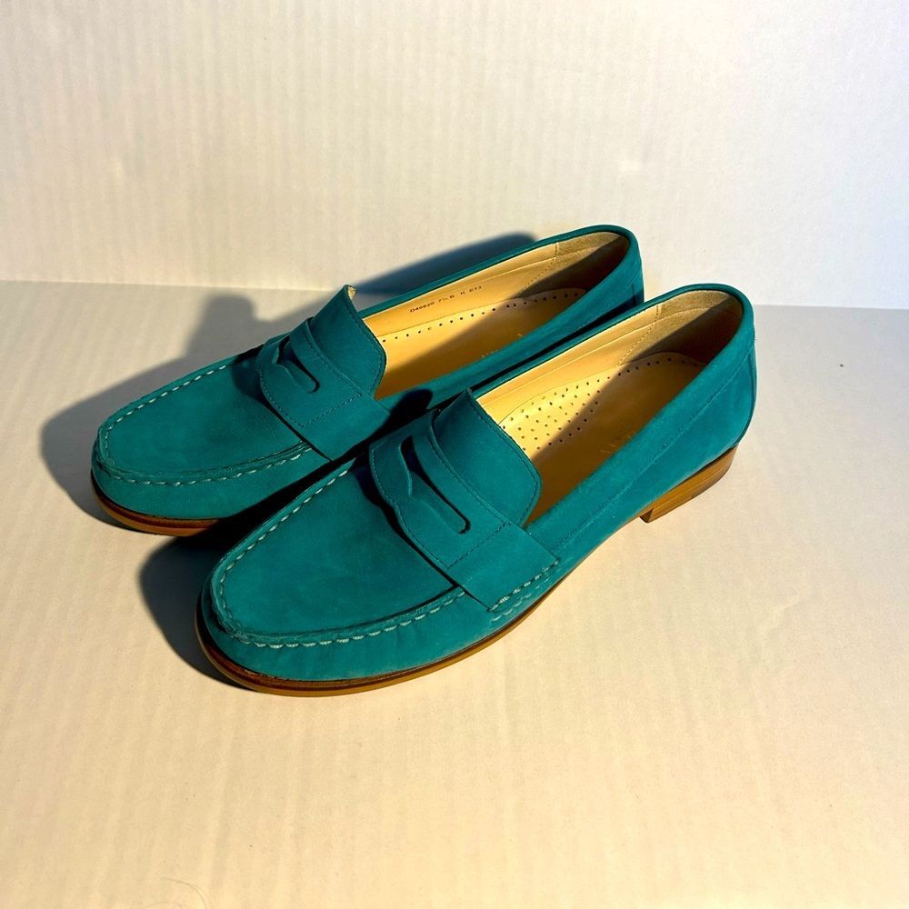 Cole Haan womens Suede Loafers Flats Shoes Size 7.5